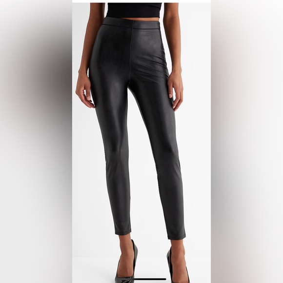 Bundle💕Cache Top & Express Super High Waisted Faux Leather Leggings - Picture 12 of 17